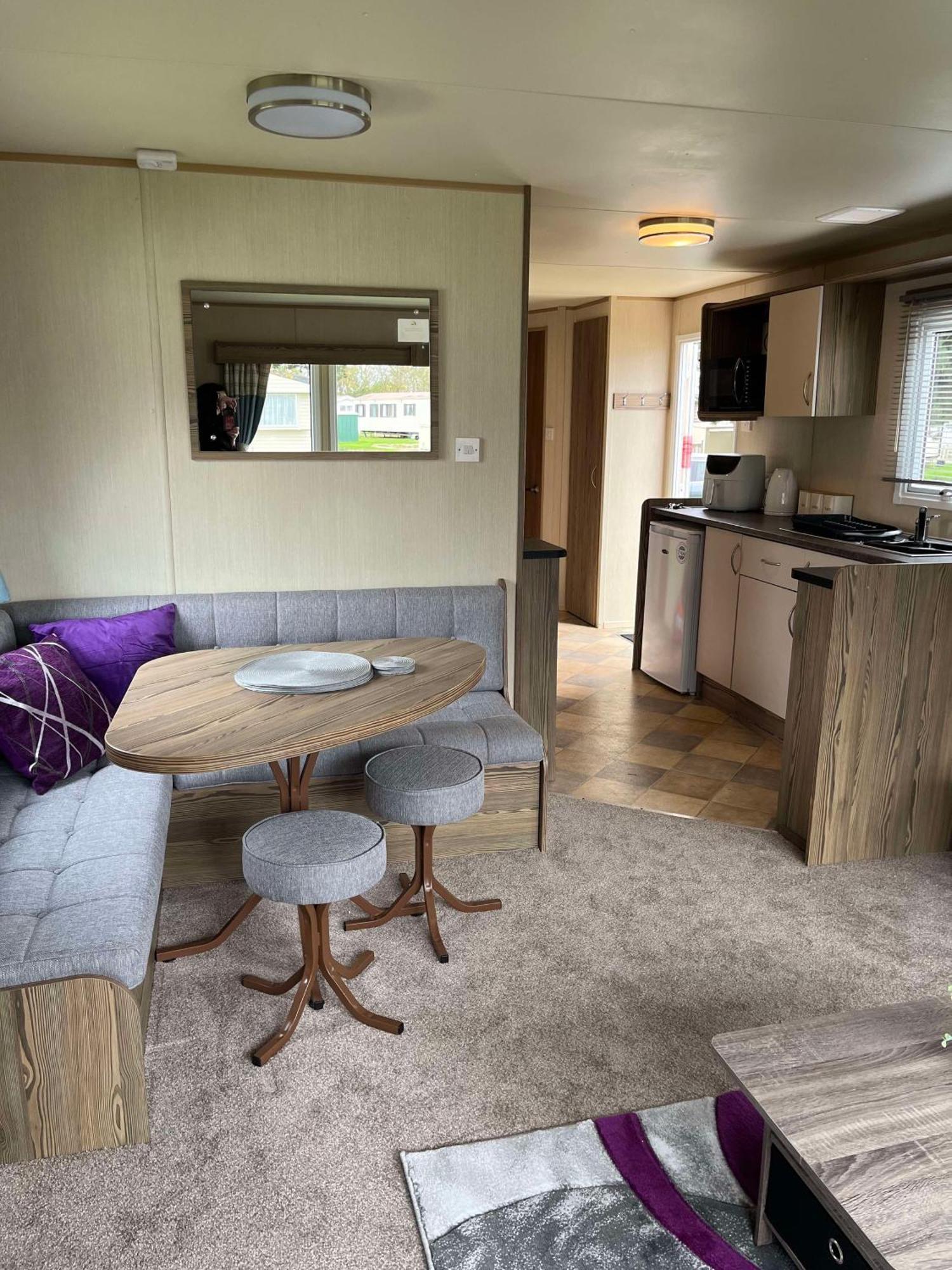 275 - Butlins Skegness, Pet Friendly And Wifi - Meadow Lakes Caravan & Lodge Hire Инголдмелс Екстериор снимка